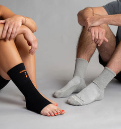 ANKLE SLEEVE AND CIRCULATION SOCKS BUNDLE
