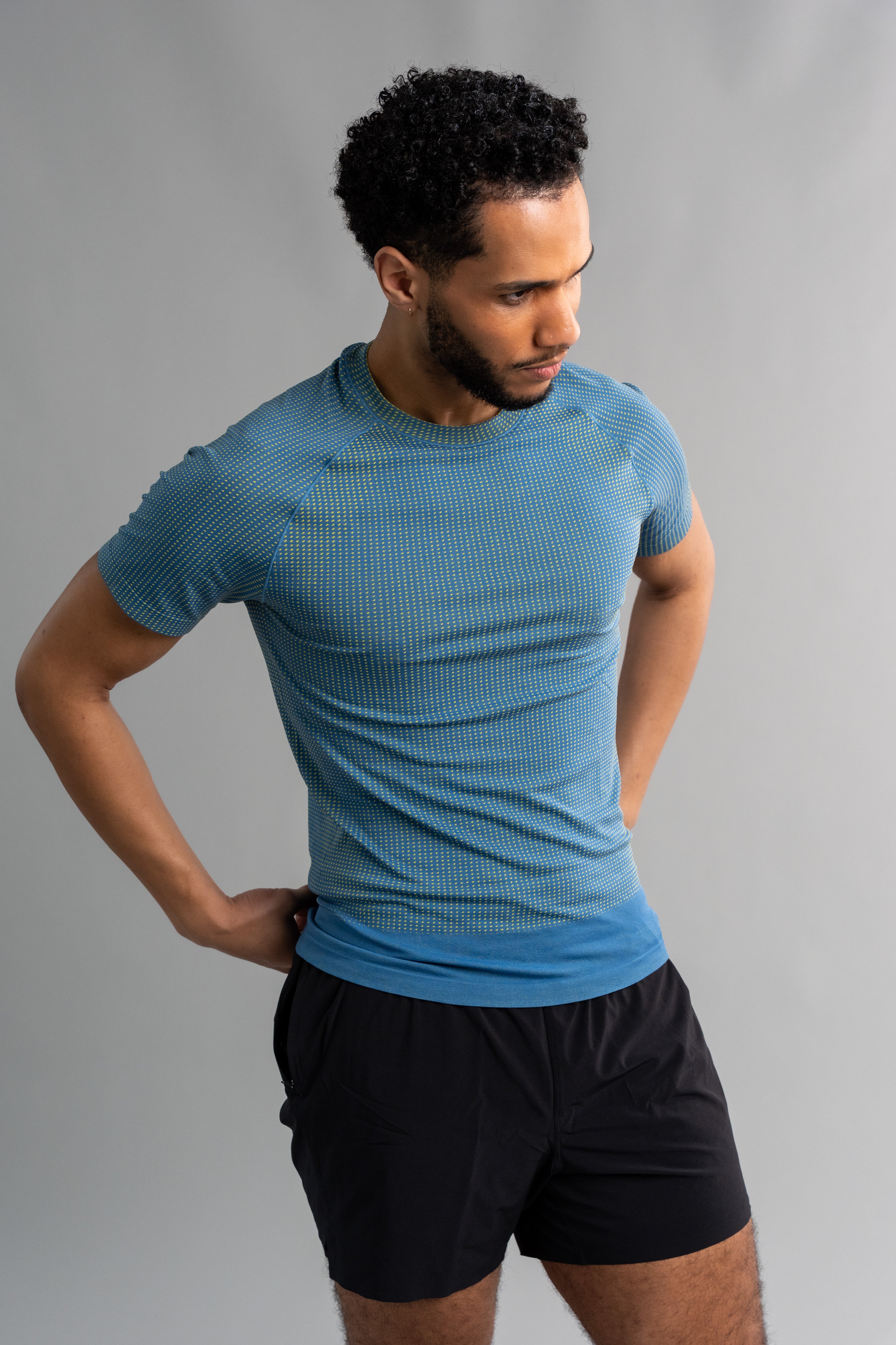 MEN'S INFRARED SHIRT AND PERFORMANCE PANTS BUNDLE